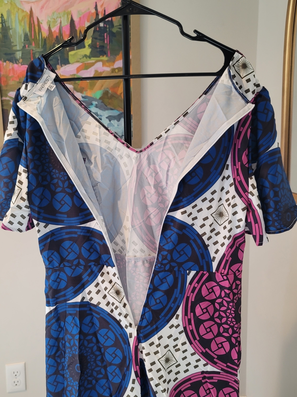 NWOT FAEREISTY A-line Flutter Sleeve Pink and Blue Medallion Print Maxi Dress Si - Picture 5 of 9